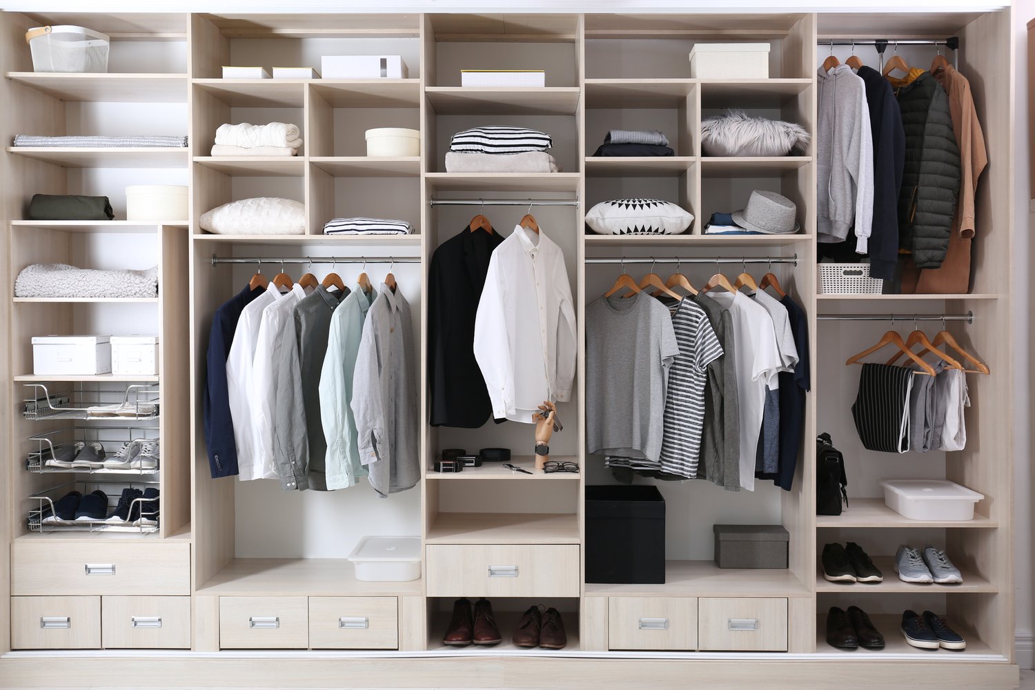 Maximizing Space: Closet Storage Ideas for an Organized Bedroom