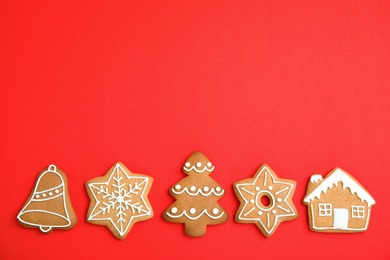 Tasty homemade Christmas cookies on color background