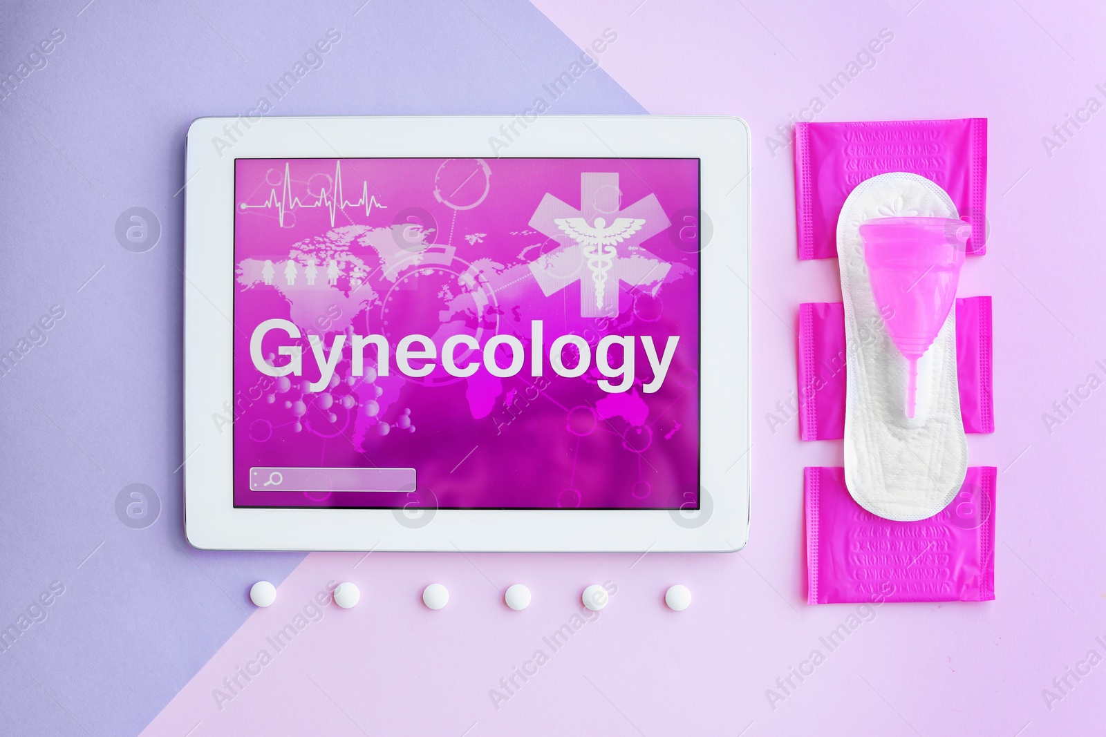 Photo of Flat lay composition with tablet, pills and feminine hygiene items on color background. Gynecological care