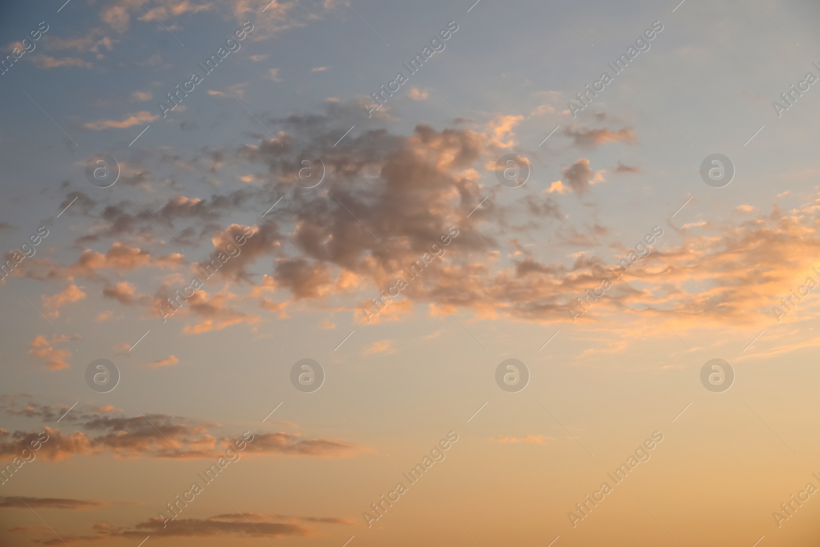 Photo of Picturesque view of beautiful sky at sunrise