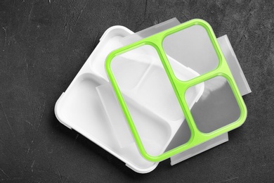 Empty lunch box on table, top view