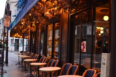Photo of Paris, France - December 10, 2022: Outdoor seating of Le Musset restaurant