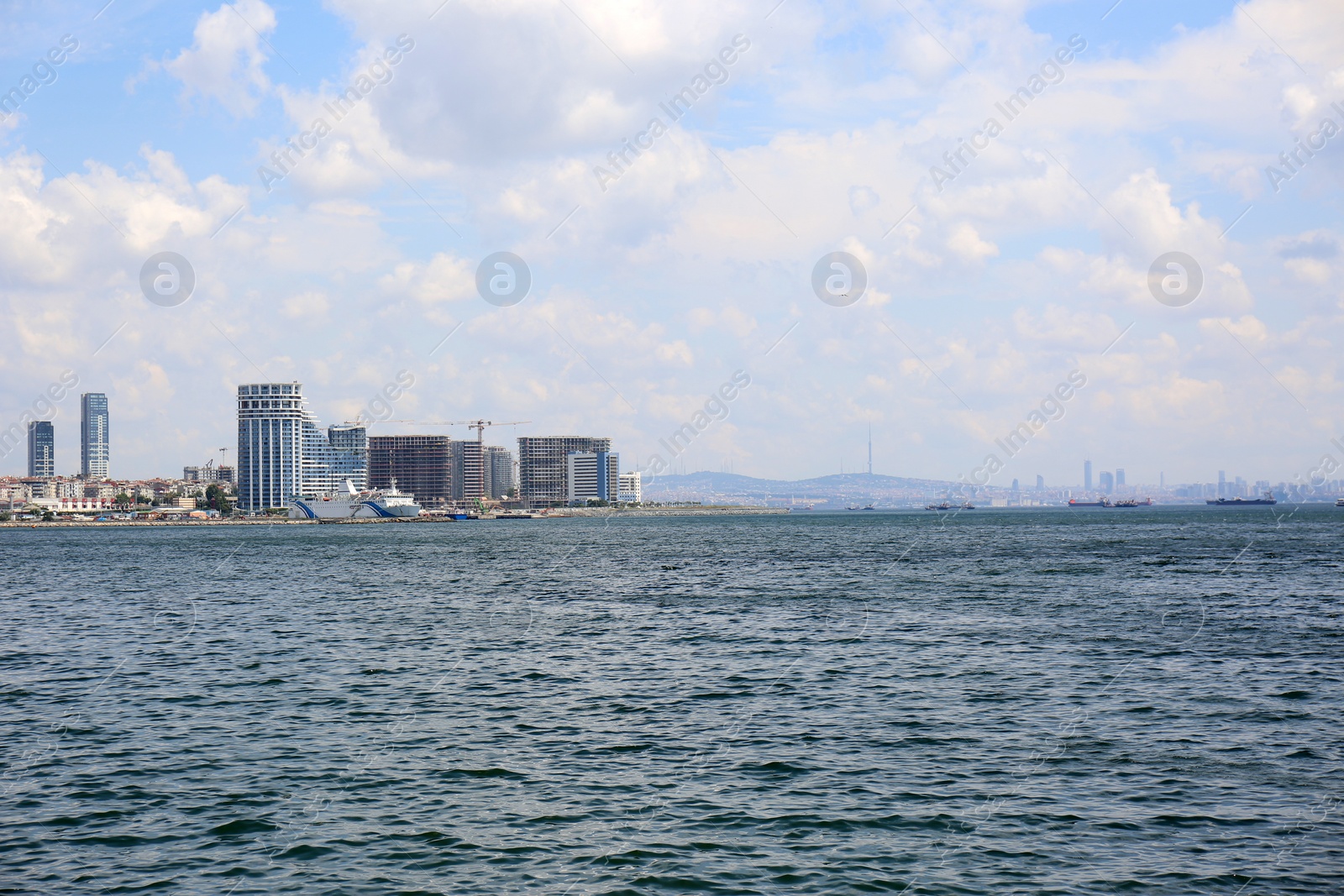 Photo of Beautiful view of city on sea shore