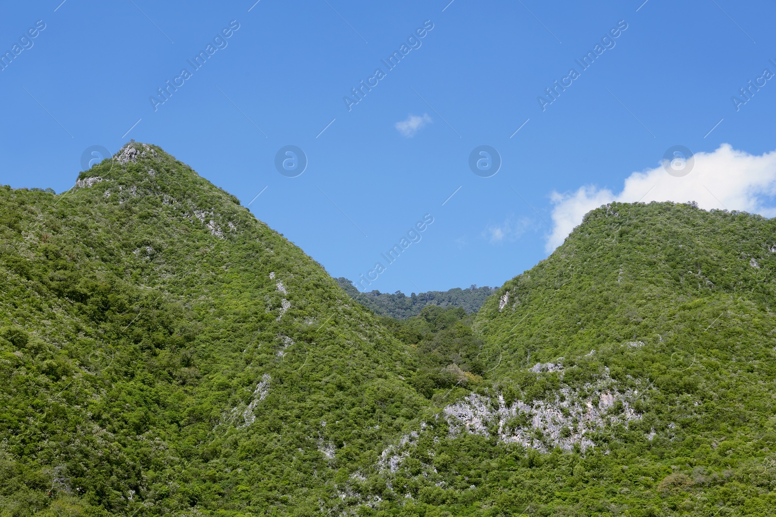 Photo of Picturesque view of beautiful mountains and blue sky