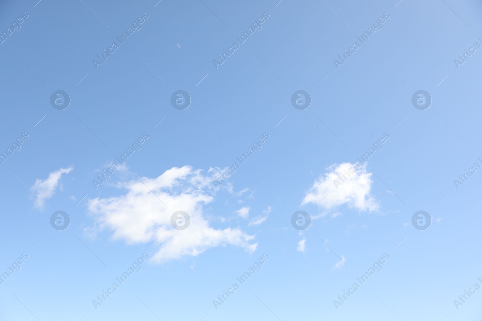 Photo of Picturesque view of blue sky with fluffy clouds