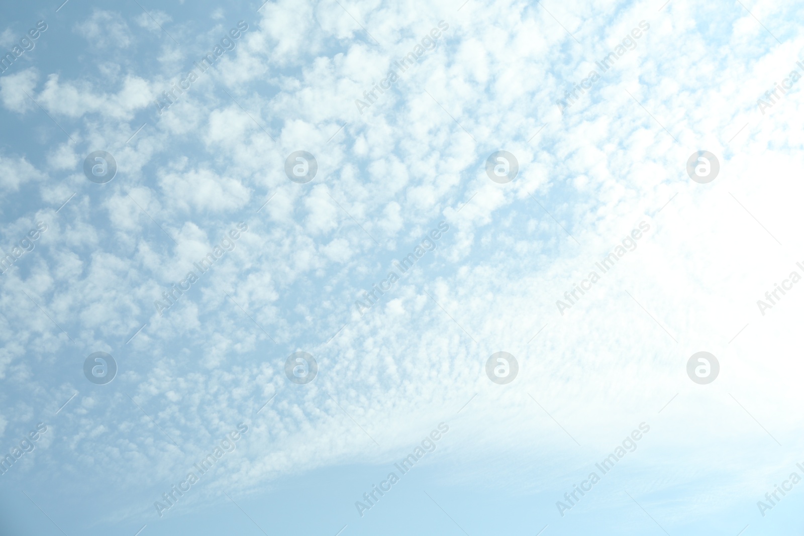 Photo of Picturesque view of blue sky with clouds