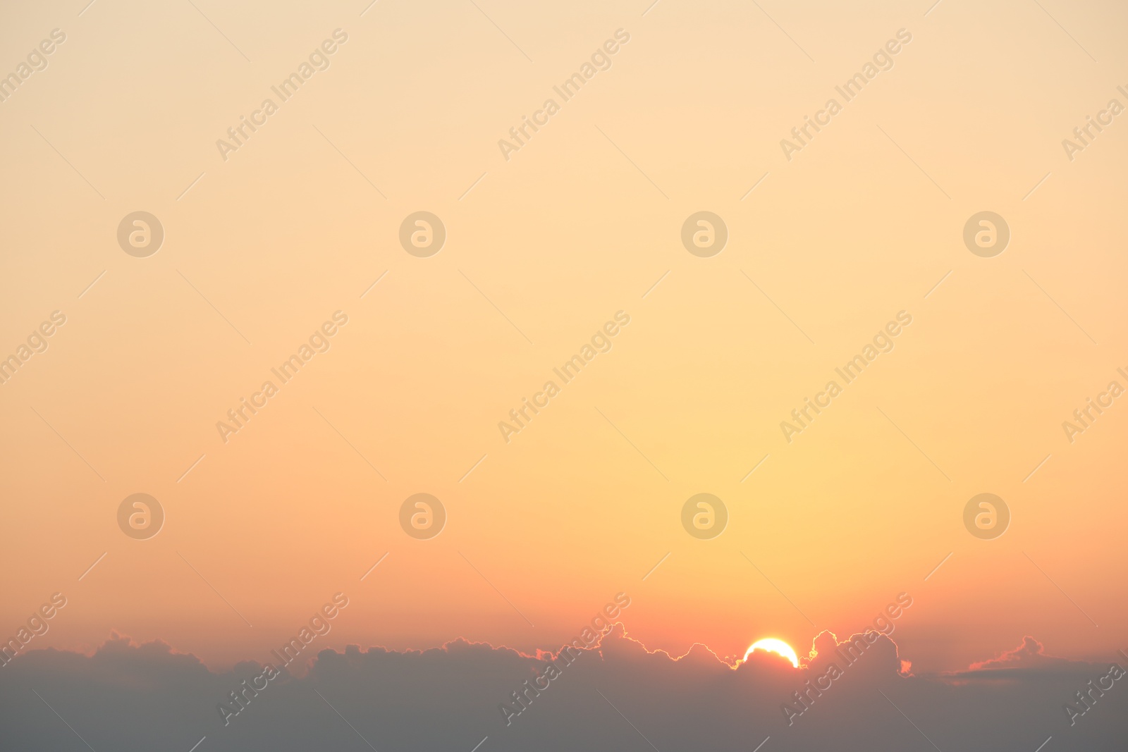 Photo of Beautiful view of sky at sunrise in morning