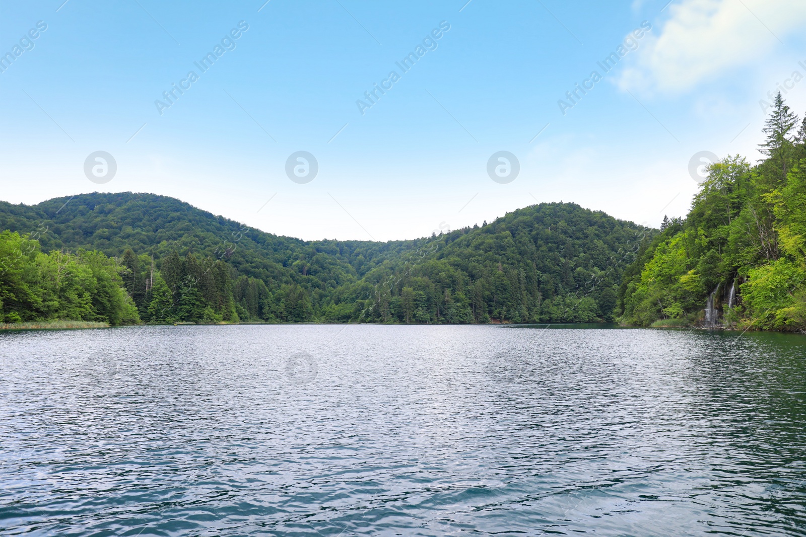 Photo of Picturesque view of beautiful river on sunny day