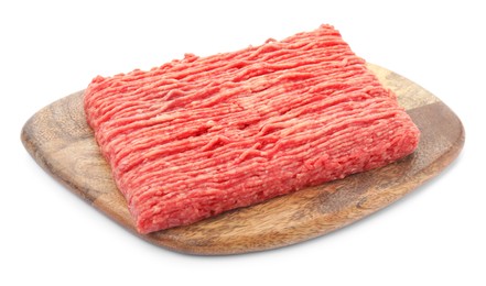 Wooden board with raw fresh minced meat on white background