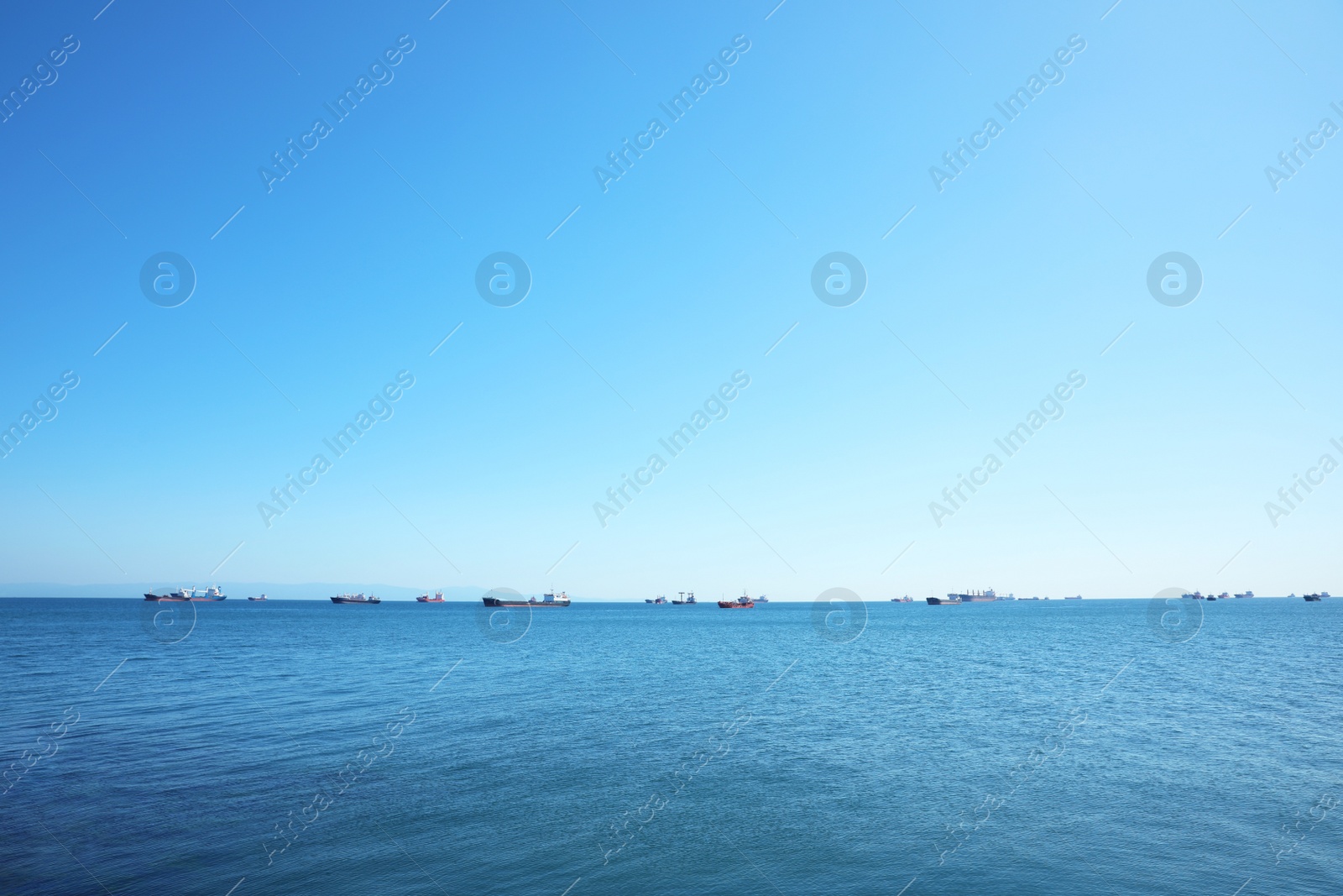 Photo of Beautiful view of many ships in sea on sunny day