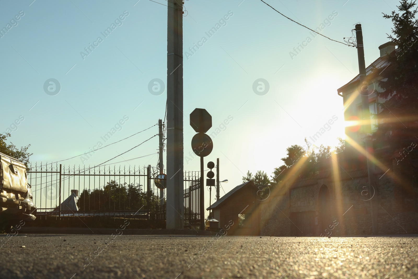 Photo of Beautiful view of city with asphalt road in morning