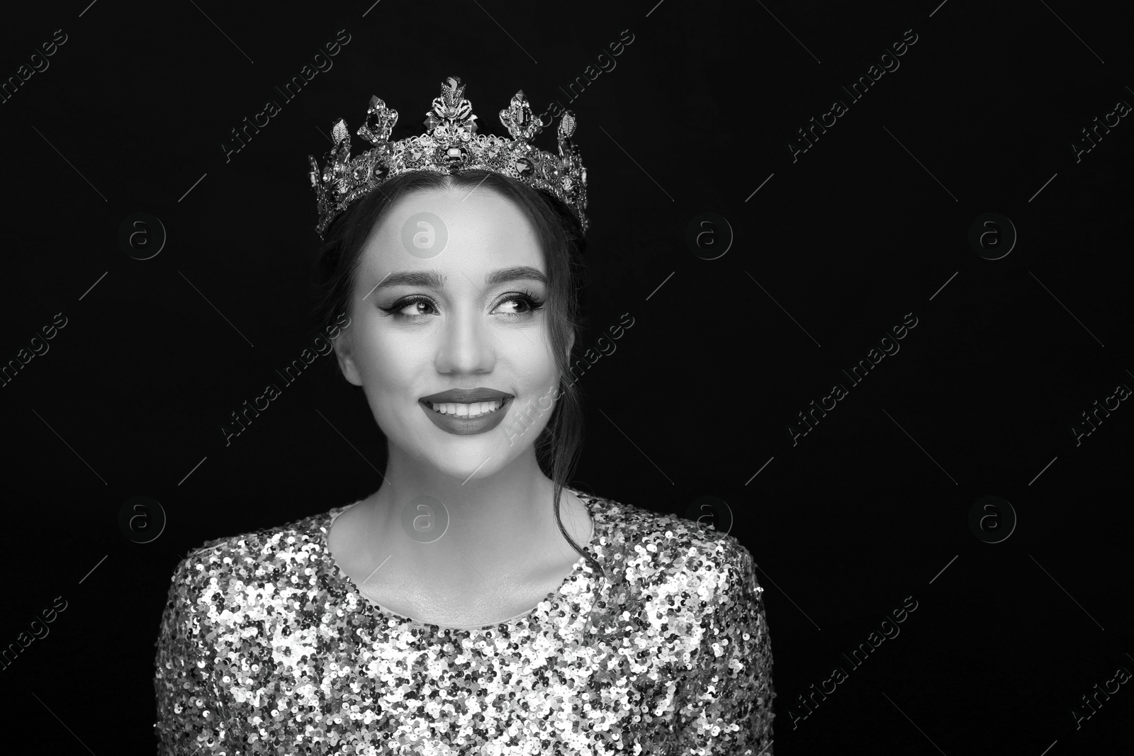 Image of Black-and-white portrait of beautiful young woman with luxury crown