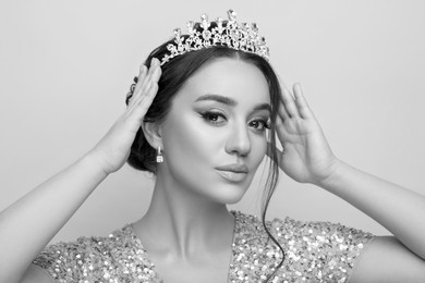 Image of Black-and-white portrait of beautiful young woman with luxury crown