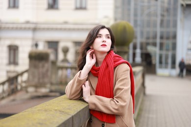 Photo of Beautiful woman on platform of railway station