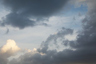 Photo of Beautiful view of sky with fluffy clouds