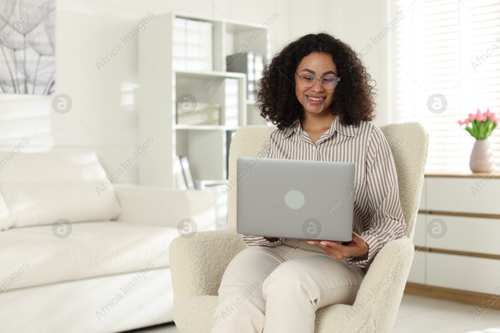 Professional psychologist working with laptop in office Photo of Professional psychologist working with laptop in office
