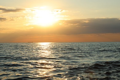 Photo of Picturesque view of beautiful sea at sunrise