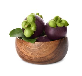 Fresh mangosteen fruits with green leaves in bowl on white background