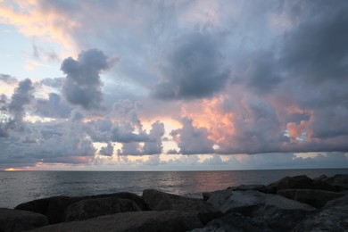 Photo of Picturesque view of sky with beautiful clouds over sea