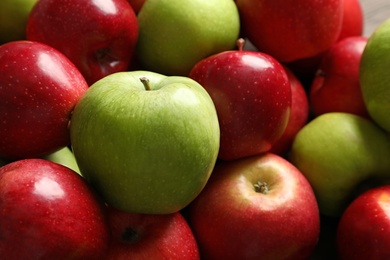 Photo of Fresh red and green apples, closeup