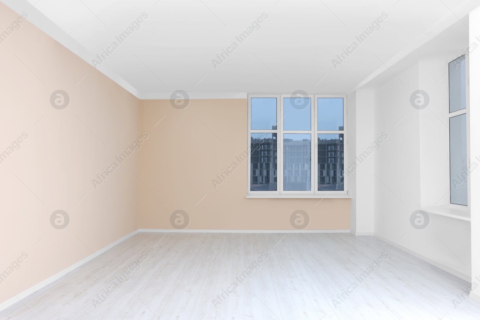 Photo of Beautiful window in spacious room during repair