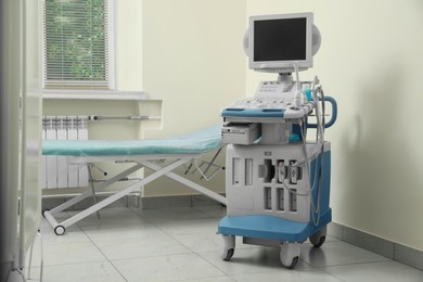 Ultrasound machine and examination table in hospital