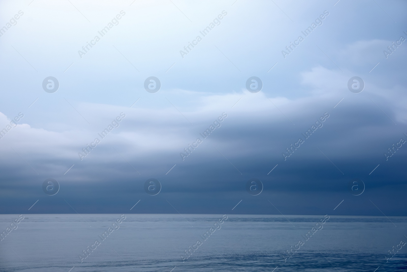 Photo of Picturesque view of beautiful sea and cloudy sky