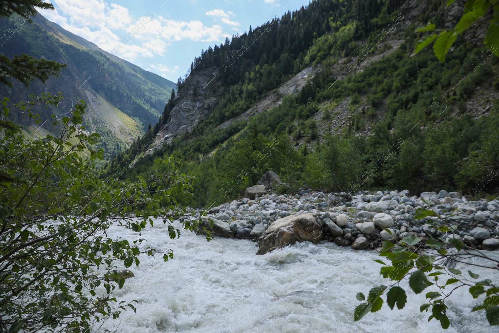 Photo of Picturesque view of beautiful river in mountains