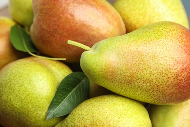 Photo of Many ripe juicy pears as background, closeup