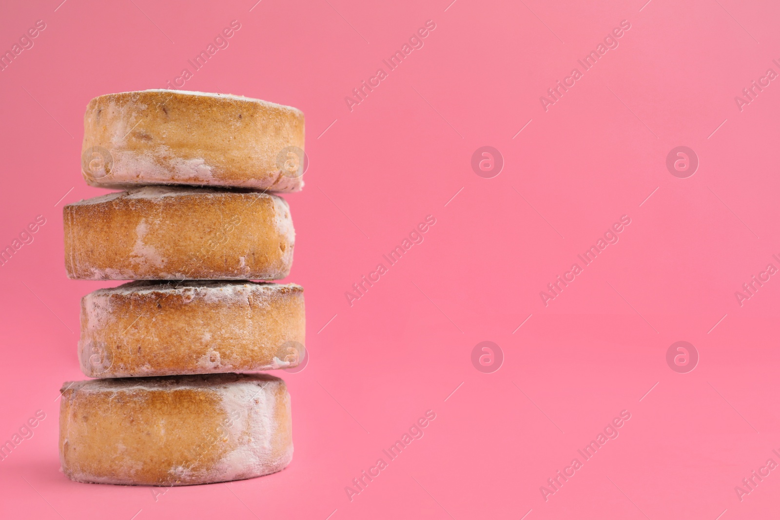 Photo of Sweet delicious butter cookies on pink background. Space for text