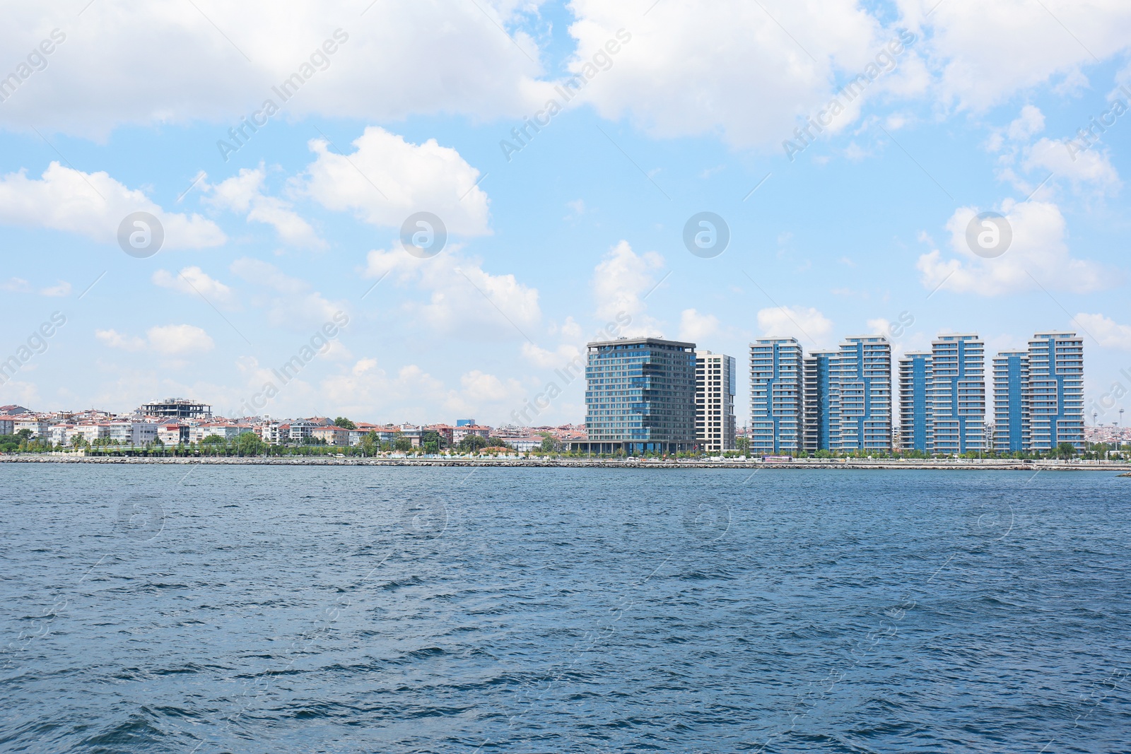 Photo of Beautiful view of city on sea shore