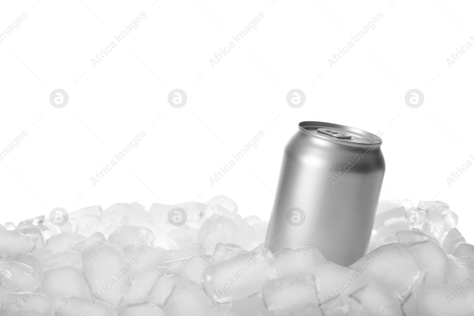 Photo of Tin can on ice cubes against white background