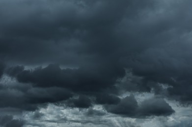 Photo of Beautiful view of sky covered with grey thunderclouds