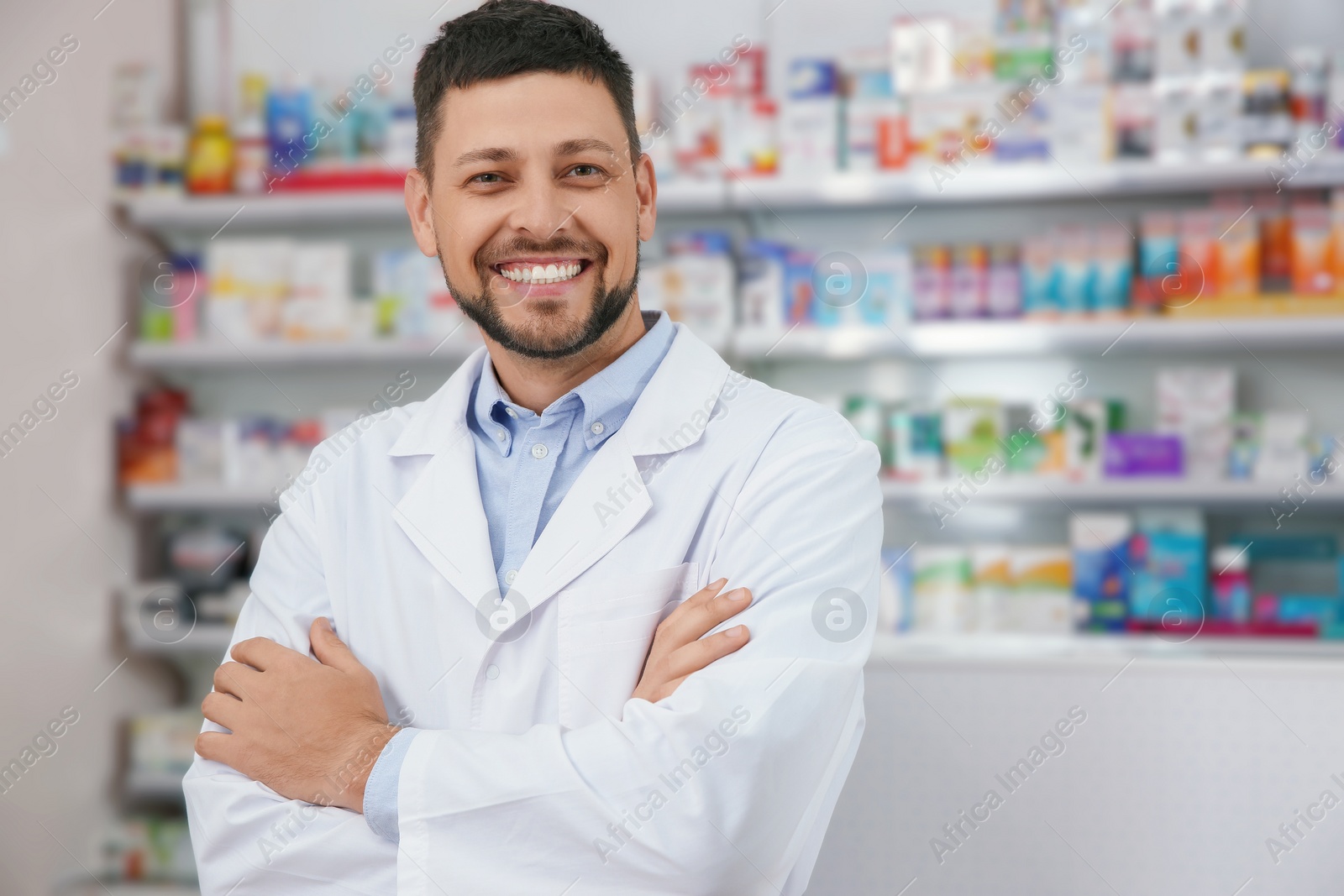 Photo of Portrait of professional pharmacist in modern drugstore