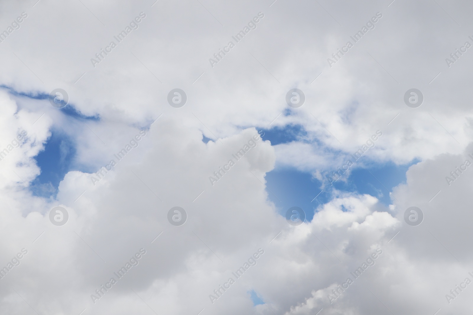 Photo of Picturesque view of beautiful blue sky with fluffy white clouds