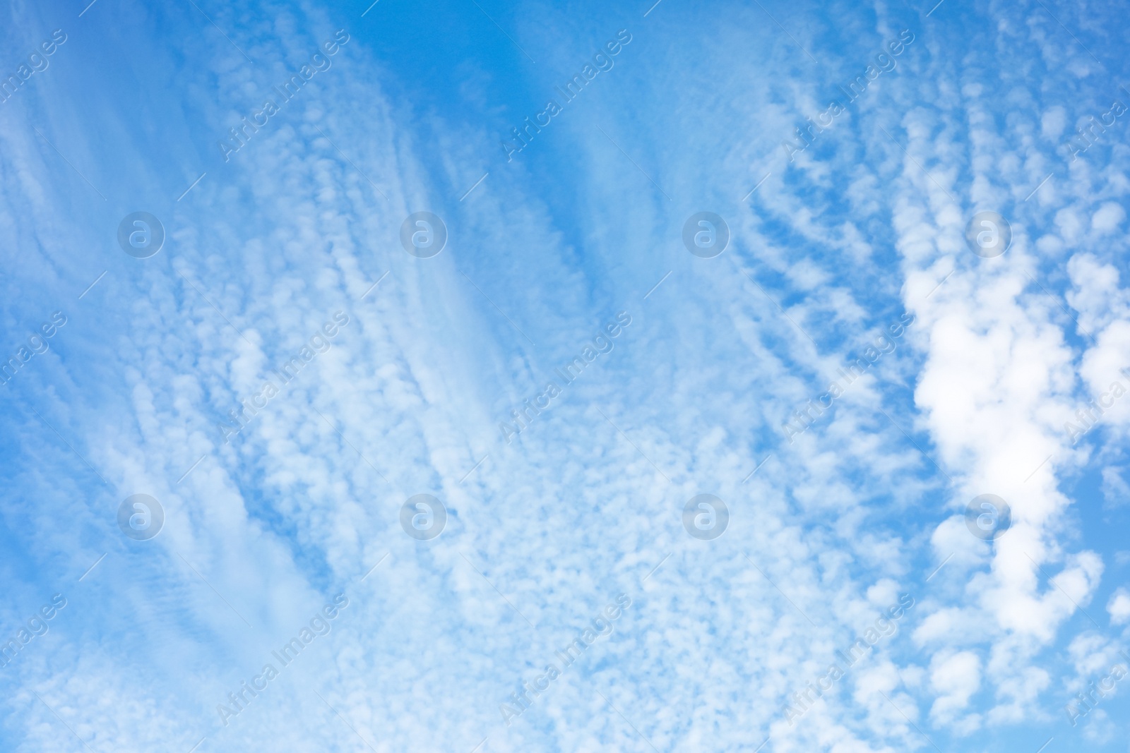 Photo of Picturesque view of beautiful blue sky with clouds