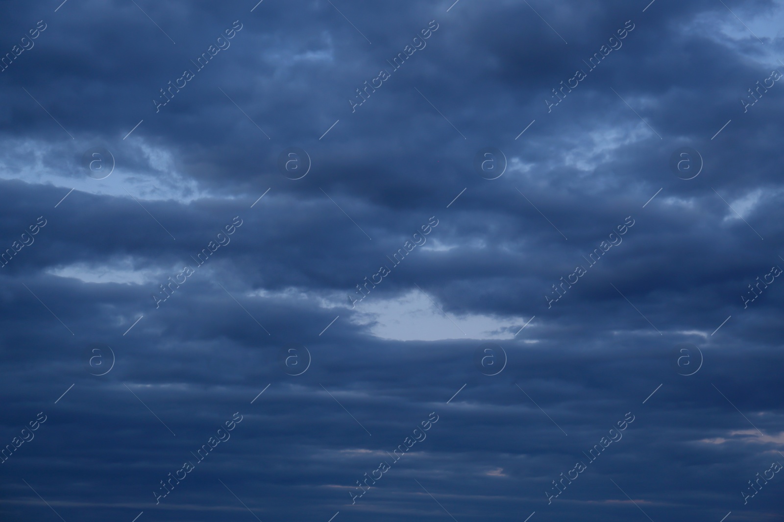 Photo of Picturesque view of sky with fluffy clouds
