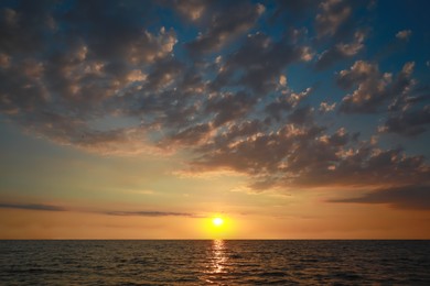 Photo of Picturesque view of beautiful sunset on riverside