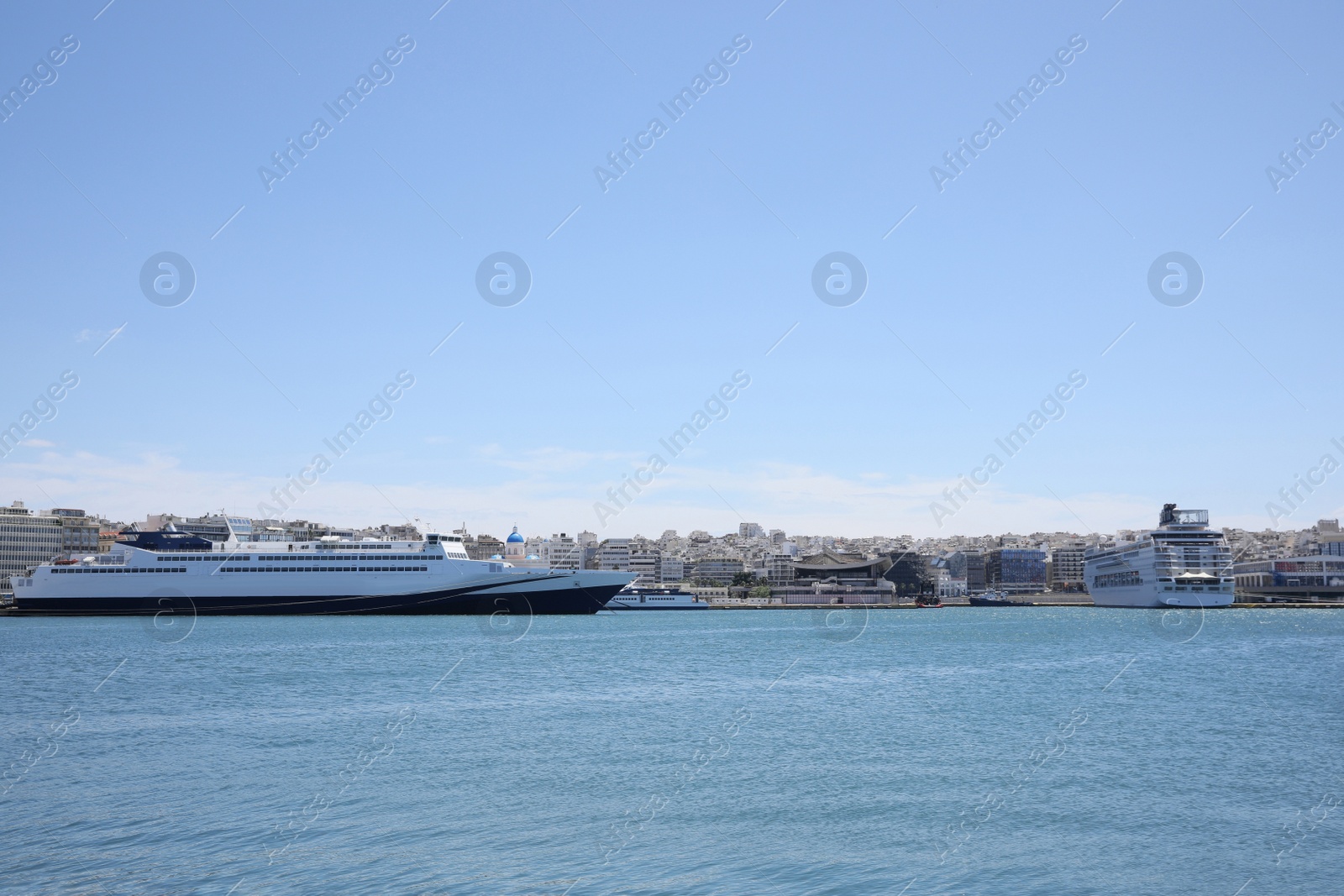 Photo of Picturesque view of port with modern boats on sunny day