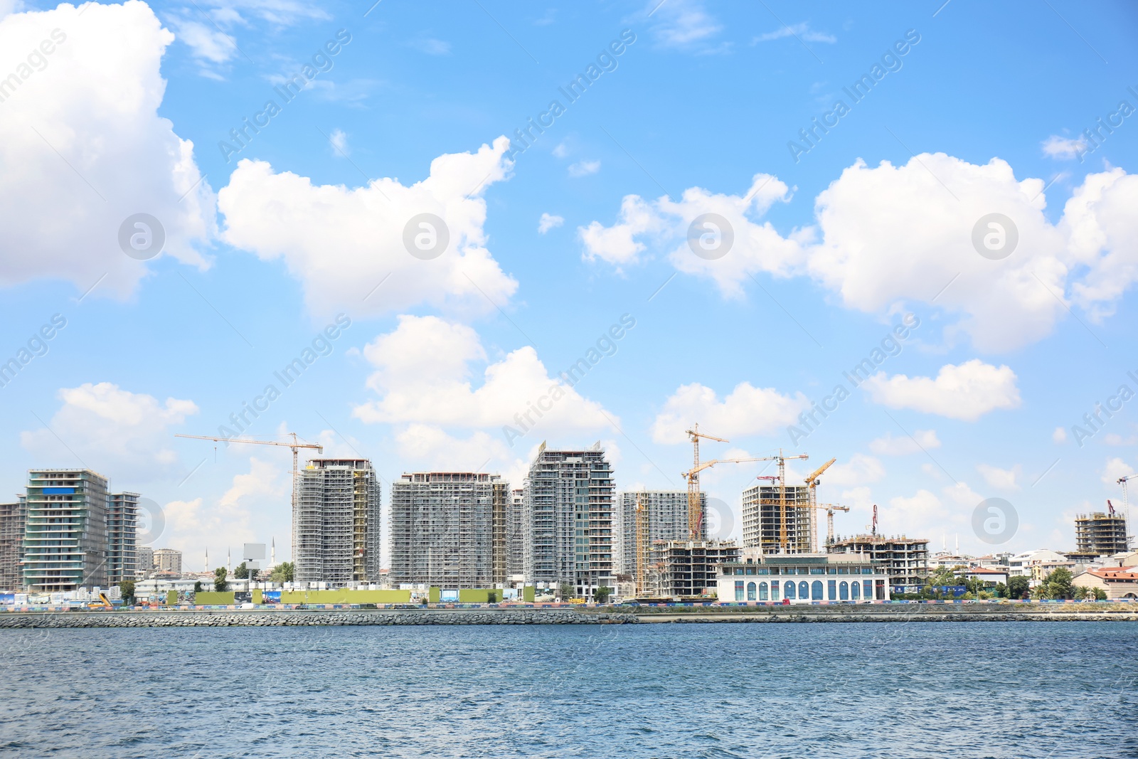 Photo of Beautiful view of city on sea shore