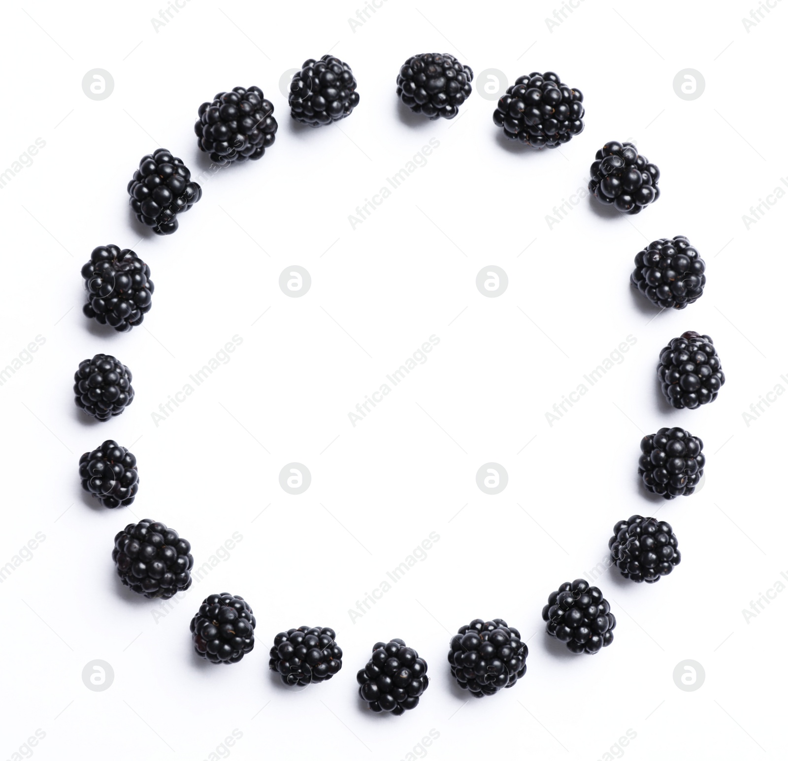 Photo of Frame of ripe blackberries on white background, flat lay. Space for text