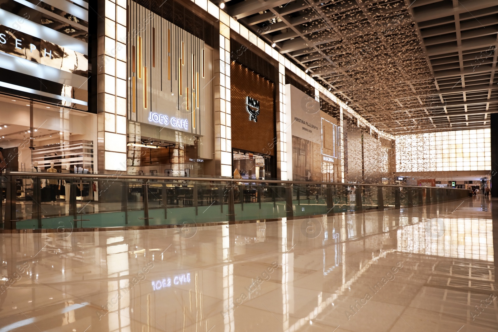 Photo of DUBAI, UNITED ARAB EMIRATES - NOVEMBER 04, 2018: Interior of luxury shopping mall