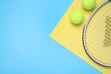 Tennis racket and balls on color background, flat lay. Space for text