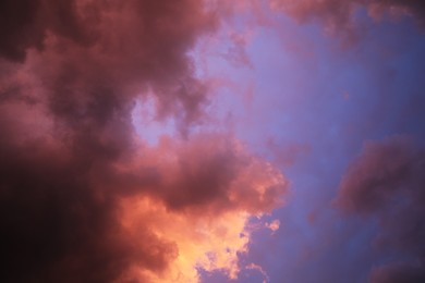 Picturesque view of sky with clouds in evening