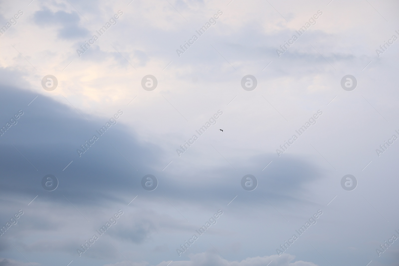 Photo of Picturesque view of blue sky with clouds