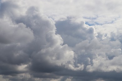 Photo of Picturesque view of beautiful sky with fluffy white clouds