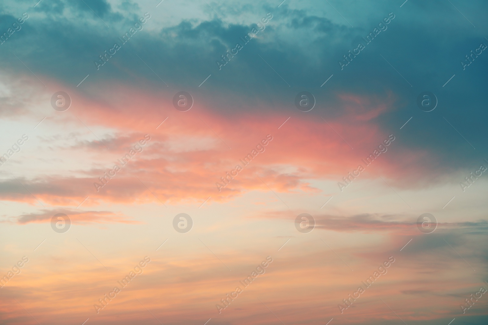 Photo of View of beautiful sunset sky with clouds