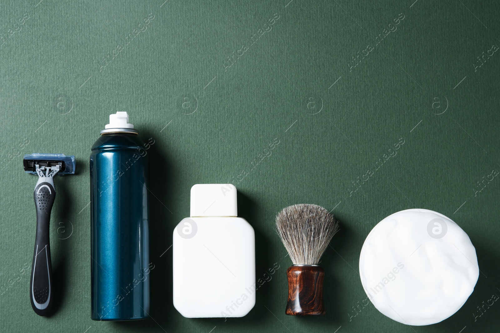 Photo of Flat lay composition with shaving accessories for men on color background. Space for text