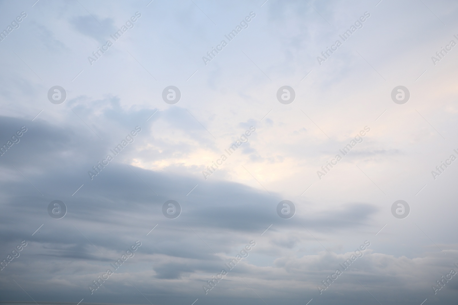 Photo of Picturesque view of blue sky with clouds