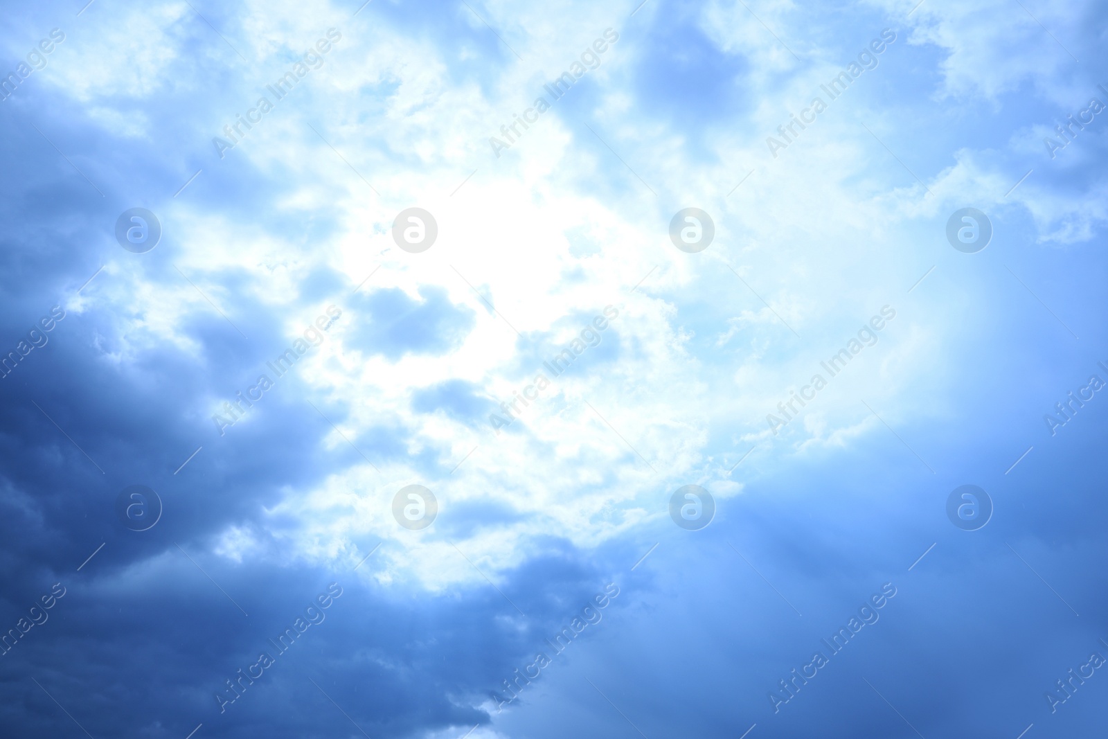 Photo of Picturesque view of beautiful sky with clouds